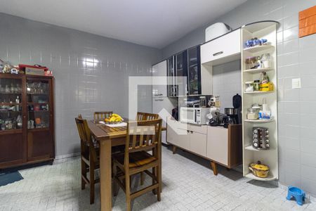 Casa à venda com 170m², 6 quartos e 2 vagasCozinha da Casa 1