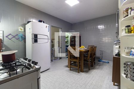 Casa à venda com 170m², 6 quartos e 2 vagasCozinha da Casa 1