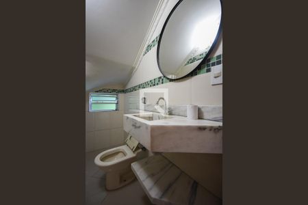Lavabo de casa para alugar com 3 quartos, 280m² em Jardim Kuabara, Taboão da Serra