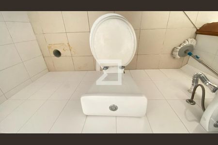 Apartamento para alugar com 118m², 3 quartos e 2 vagasBanheiro - Área de Serviço