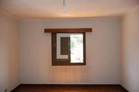 Casa à venda com 320m², 3 quartos e 6 vagasQuarto