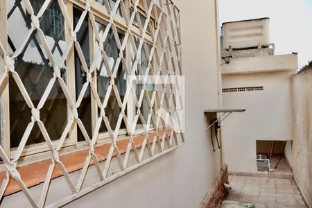 Casa à venda com 320m², 3 quartos e 6 vagasCorredor 