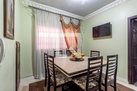 Casa à venda com 257m², 5 quartos e 4 vagasSala de Jantar