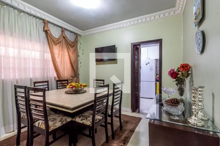 Casa à venda com 257m², 5 quartos e 4 vagasSala de Jantar