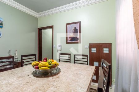 Casa à venda com 257m², 5 quartos e 4 vagasSala de Jantar