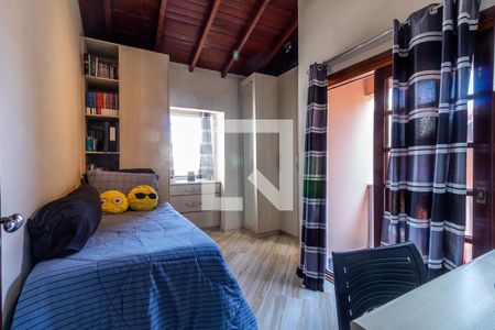 Casa à venda com 257m², 5 quartos e 4 vagasQuarto 3
