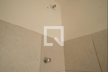 Banheiro de kitnet/studio para alugar com 1 quarto, 34m² em Consolação, São Paulo