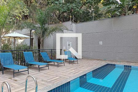 Apartamento à venda com 34m², 1 quarto e sem vagaÁrea comum - Piscina