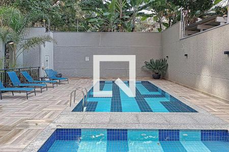 Apartamento à venda com 34m², 1 quarto e sem vagaÁrea comum - Piscina