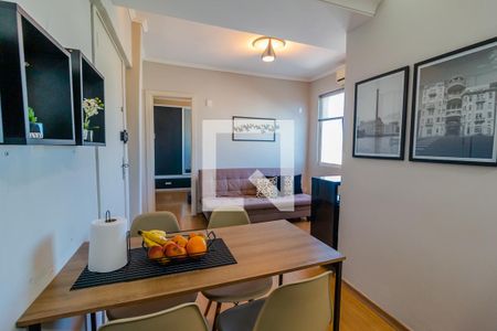 Apartamento à venda com 30m², 1 quarto e sem vaga Apartamento à venda com 30m², 1 quarto e sem vagaSala