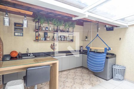 Casa à venda com 134m², 3 quartos e 4 vagas Casa à venda com 134m², 3 quartos e 4 vagasÁrea de Serviço