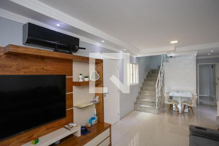 Sala de casa à venda com 3 quartos, 134m² em Taboão, Diadema