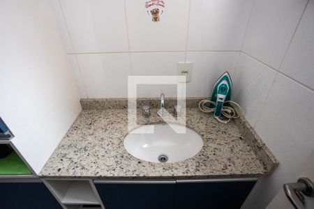 Casa à venda com 134m², 3 quartos e 4 vagas Casa à venda com 134m², 3 quartos e 4 vagasBanheiro da Suíte 2