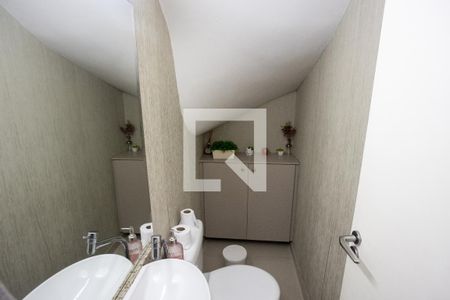 Lavabo de casa à venda com 3 quartos, 134m² em Taboão, Diadema