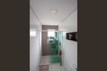 Casa à venda com 134m², 3 quartos e 4 vagas Casa à venda com 134m², 3 quartos e 4 vagasBanheiro da Suíte 1