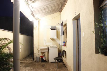 Casa à venda com 300m², 6 quartos e sem vagaCasa 3- Área de Serviço-Entrada