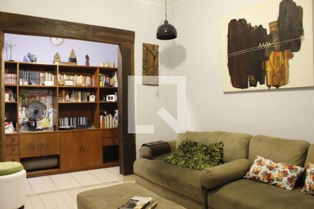 Casa à venda com 300m², 6 quartos e sem vagaCasa 2- Sala