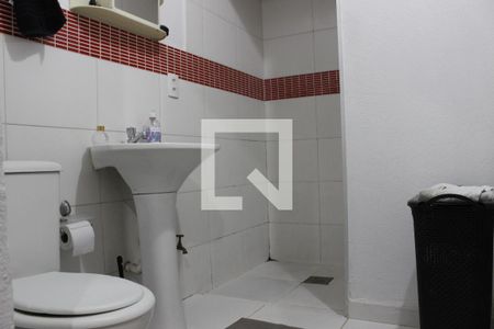 Casa à venda com 300m², 6 quartos e sem vagaCasa 3- Banheiro