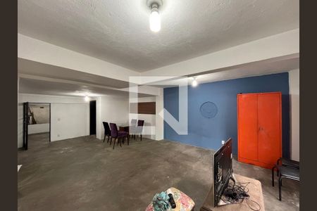 Sala de casa para alugar com 1 quarto, 210m² em Liberdade, São Paulo