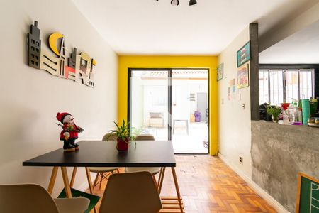 Sala de casa à venda com 3 quartos, 180m² em Planalto Paulista, São Paulo