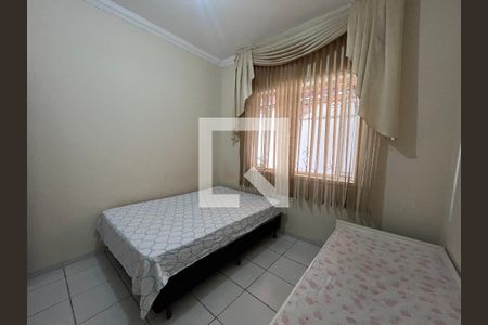 Casa à venda com 215m², 3 quartos e 2 vagasQuarto 2