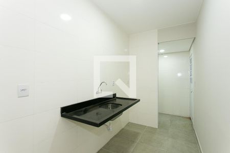 Cozinha de apartamento para alugar com 2 quartos, 48m² em Chácara Califórnia, São Paulo
