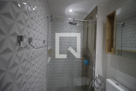 Banheiro de apartamento para alugar com 1 quarto, 55m² em Vila Gomes, São Paulo