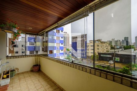 Varanda  de apartamento à venda com 3 quartos, 101m² em Santana, Porto Alegre