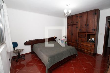 Casa à venda com 180m², 3 quartos e 3 vagas Casa à venda com 180m², 3 quartos e 3 vagasSuíte