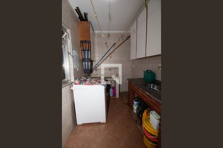 Casa à venda com 180m², 3 quartos e 3 vagas Casa à venda com 180m², 3 quartos e 3 vagasÁrea de Serviço