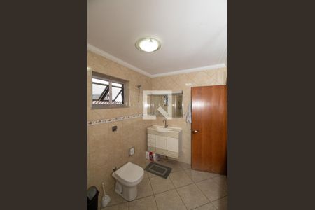 Casa à venda com 180m², 3 quartos e 3 vagas Casa à venda com 180m², 3 quartos e 3 vagasBanheiro da Suíte