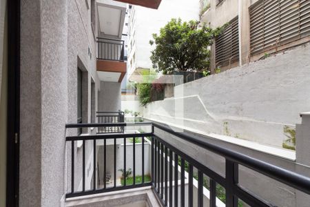 Varanda de kitnet/studio para alugar com 1 quarto, 27m² em Pinheiros, São Paulo