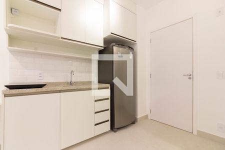 Cozinha de kitnet/studio para alugar com 1 quarto, 27m² em Pinheiros, São Paulo