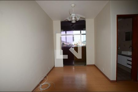 Sala de apartamento para alugar com 2 quartos, 50m² em Praça Seca, Rio de Janeiro