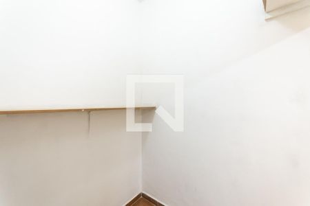 Apartamento para alugar com 71m², 2 quartos e sem vagaQuarto de Serviço
