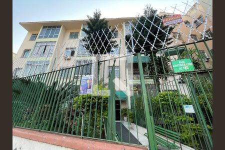 Apartamento para alugar com 71m², 2 quartos e sem vagaFachada