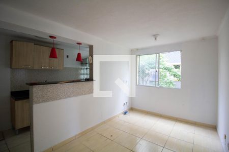 Sala de apartamento à venda com 3 quartos, 49m² em Vila Carmosina, São Paulo