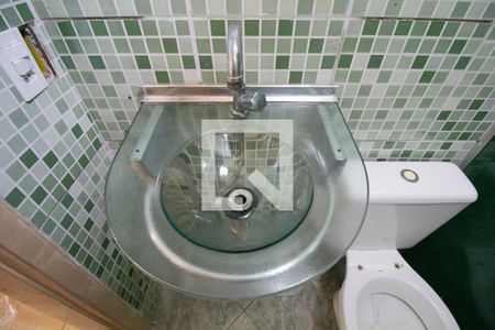 Apartamento à venda com 49m², 3 quartos e 1 vaga Apartamento à venda com 49m², 3 quartos e 1 vagaBanheiro