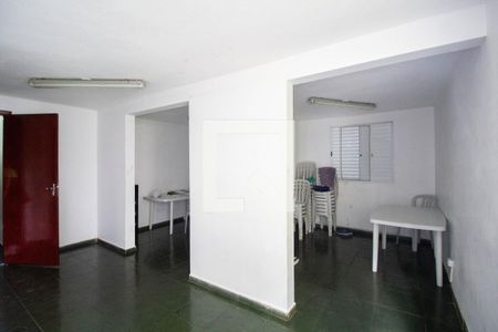 Apartamento à venda com 49m², 3 quartos e 1 vaga Apartamento à venda com 49m², 3 quartos e 1 vagaÁrea comum - Salão de festas