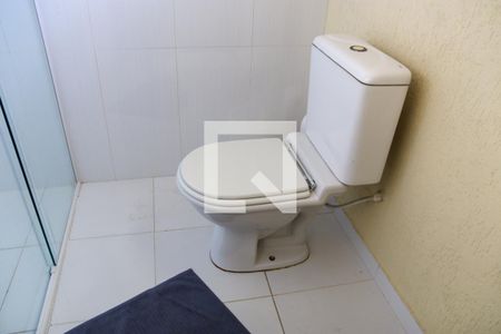 Banheiro do Quarto 1 de casa para alugar com 3 quartos, 200m² em Vila Gustavo, São Paulo