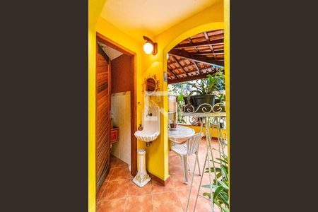 Casa de condomínio à venda com 512m², 3 quartos e 4 vagasÁrea Externa