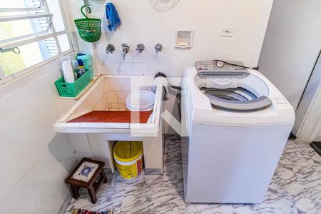 Casa de condomínio à venda com 512m², 3 quartos e 4 vagasÁrea de Serviço