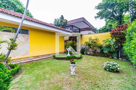 Casa de condomínio à venda com 512m², 3 quartos e 4 vagasÁrea Externa