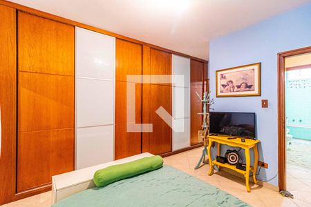 Casa de condomínio à venda com 512m², 3 quartos e 4 vagasQuarto 1