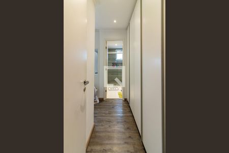 Apartamento à venda com 133m², 3 quartos e 2 vagas Apartamento à venda com 133m², 3 quartos e 2 vagasSuíte 1