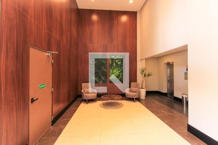 Apartamento à venda com 75m², 2 quartos e 1 vaga Apartamento à venda com 75m², 2 quartos e 1 vagaHall