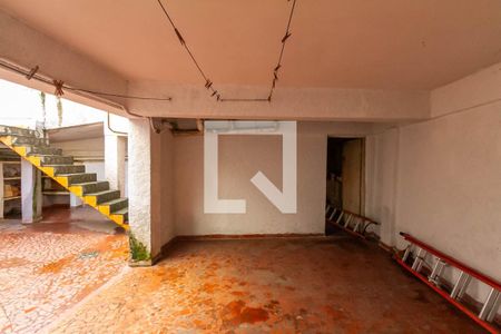 Casa à venda com 236m², 3 quartos e 3 vagasQuintal