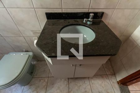 Casa à venda com 236m², 3 quartos e 3 vagasBanheiro - Edícula