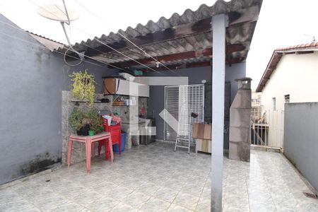 Casa à venda com 250m², 3 quartos e 2 vagasÁrea de Serviço