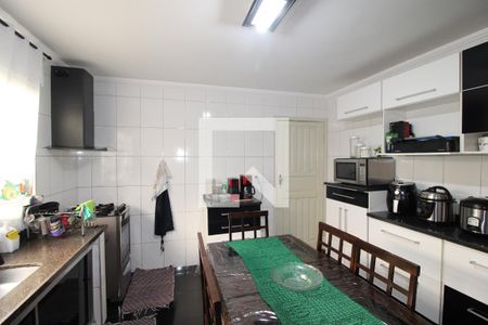 Casa à venda com 250m², 3 quartos e 2 vagasCozinha